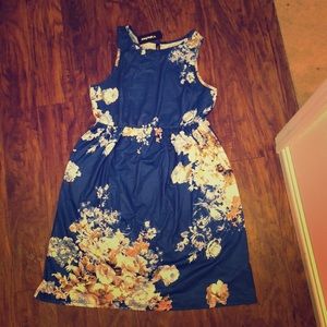 Woman’s midi Summer Dress
